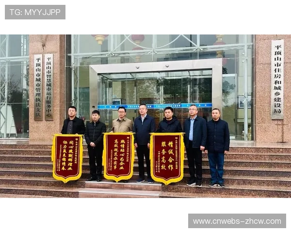 场边球童敏捷服务，比赛流畅性获赞誉